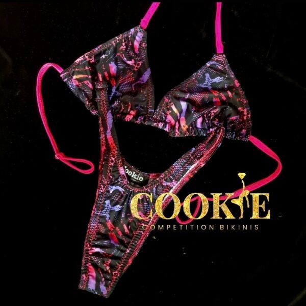 POSING SUITS (animal)